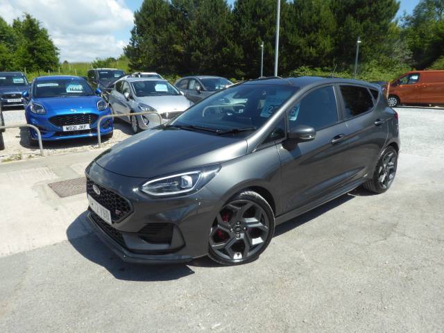 Ford Fiesta 1.5 FIESTA ST-3 TURBO 200 PS 1 Owner From New!! Hatchback Petrol Magnetic Grey