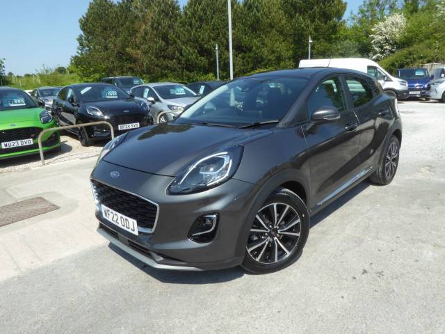 2022 Ford Puma 1.0 EcoBoost Hybrid mHEV Titanium Navigation 125 PS Automatic 1 Owner From New