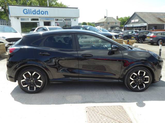 2022 Ford Puma 1.0 EcoBoost Hybrid mHEV ST-Line X Navigation 125 PS 1 Owner From New