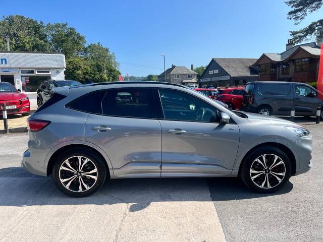 2022 Ford Kuga 2.5 Kuga ST-Line X Edition PHEV 225 PS Automatic 1 Owner From New