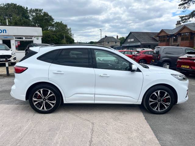 2022 Ford Kuga 2.0 KUGA ST-LINE X Edition Navigation 190 PS AWD Automatic 1 Owner From New