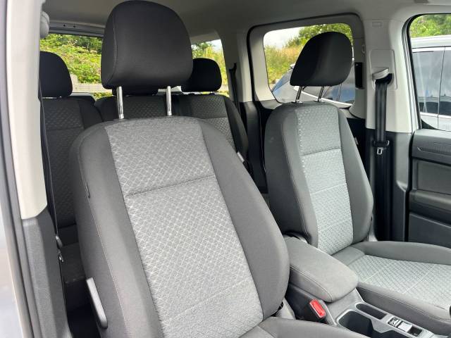 2022 Ford Tourneo Connect 2.0 EcoBlue Titanium 1 Owner from New
