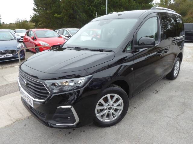 2023 Ford Tourneo Connect 2.0 EcoBlue Titanium Navigation 122 PS 1 Owner From New Low Miles!!