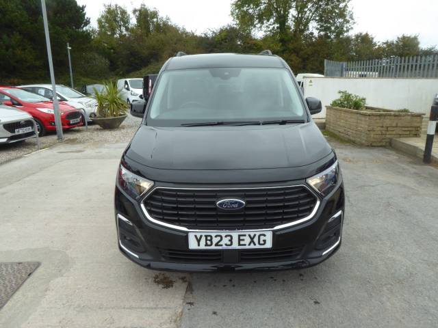 2023 Ford Tourneo Connect 2.0 EcoBlue Titanium Navigation 122 PS 1 Owner From New Low Miles!!