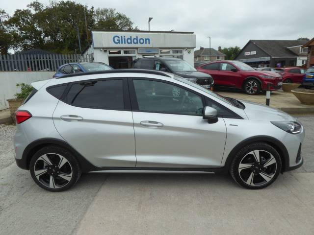 2022 Ford Fiesta 1.0 EcoBoost Hybrid mHEV Active Navigation 125 PS Automatic 1 Owner From new