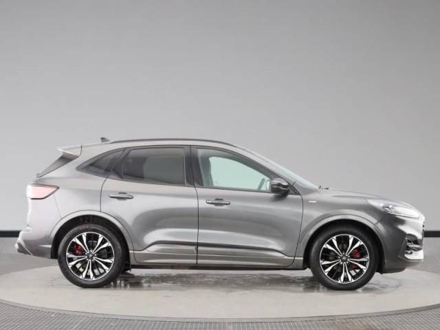 2022 Ford Kuga 2.5 FHEV ST-Line X Edition 1 Owner from New