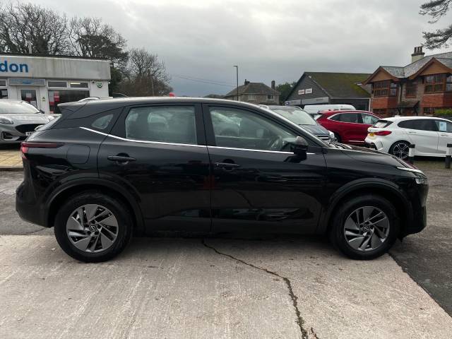 2022 Nissan Qashqai 1.3 DiG-T MH Acenta Premium 1 Owner From New