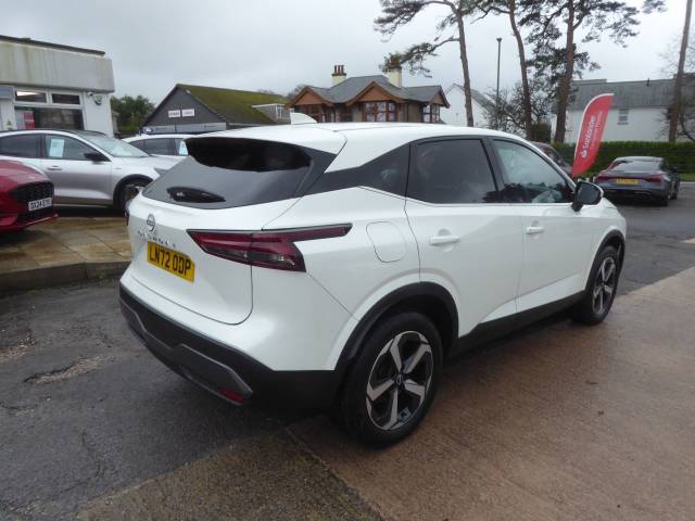 2022 Nissan Qashqai 1.3 DiG-T MH N-Connecta Navigation 158 PS Automatic 1 Owner From New