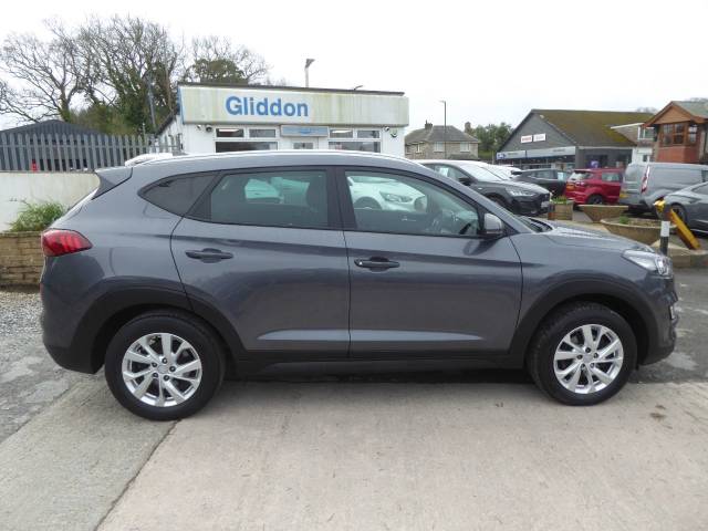 2019 Hyundai TUCSON 1.6 GDi SE Navigation 132 PS 2WD 2 Owners From New
