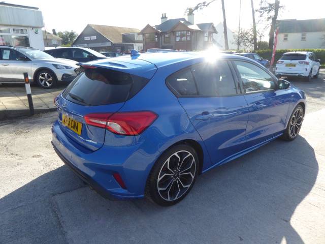 2019 Ford Focus 1.0 EcoBoost ST-Line X Navigation 125 PS 2 Owners From New