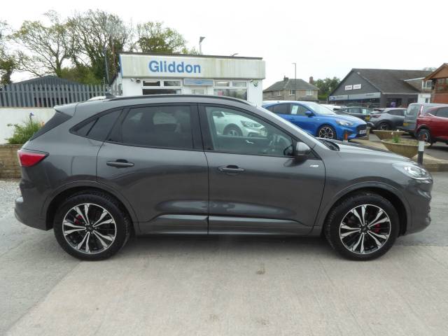 2024 Ford Kuga 2.5 PHEV ST-Line X Edition Navigation 225 PS Automatic 1 Owner From New
