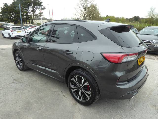2024 Ford Kuga 2.5 PHEV ST-Line X Edition Navigation 225 PS Automatic 1 Owner From New