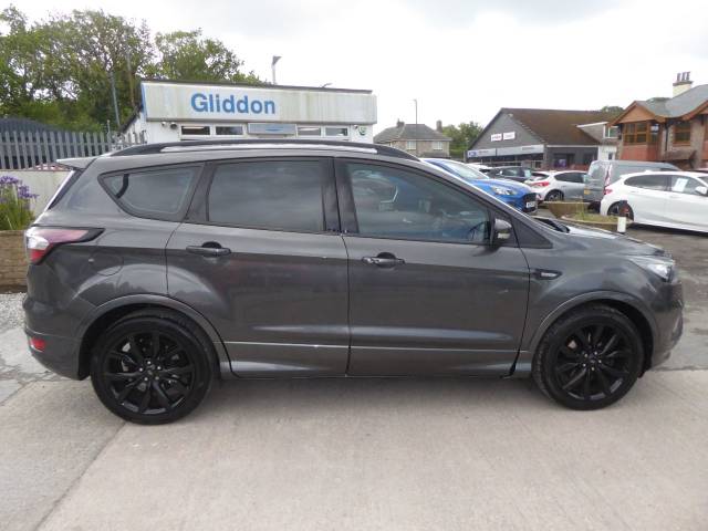 2018 Ford Kuga 2.0 TDCi ST-Line X Navigation 150 PS 2WD